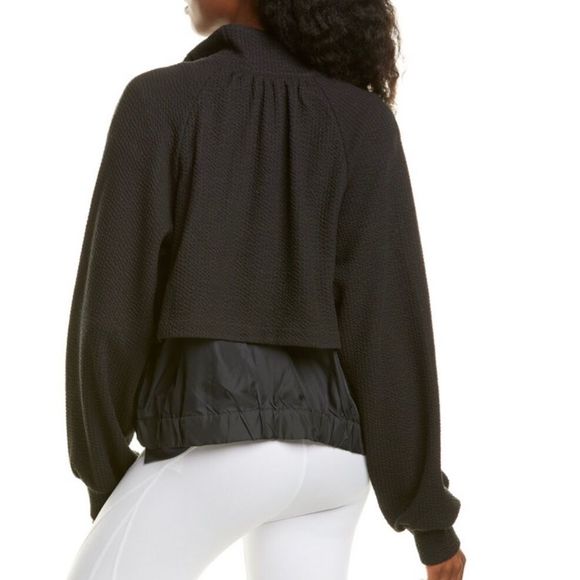 NEW New Balance Transform Jacket Size M - Picture 2 of 6